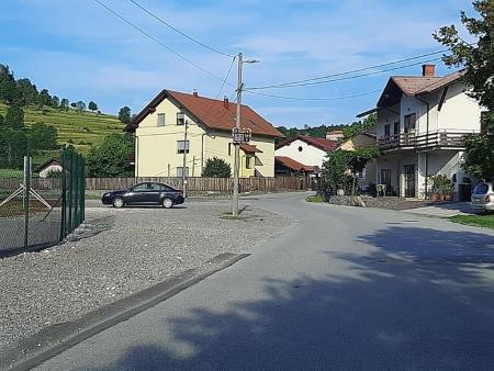 vi vozite Radohova vas